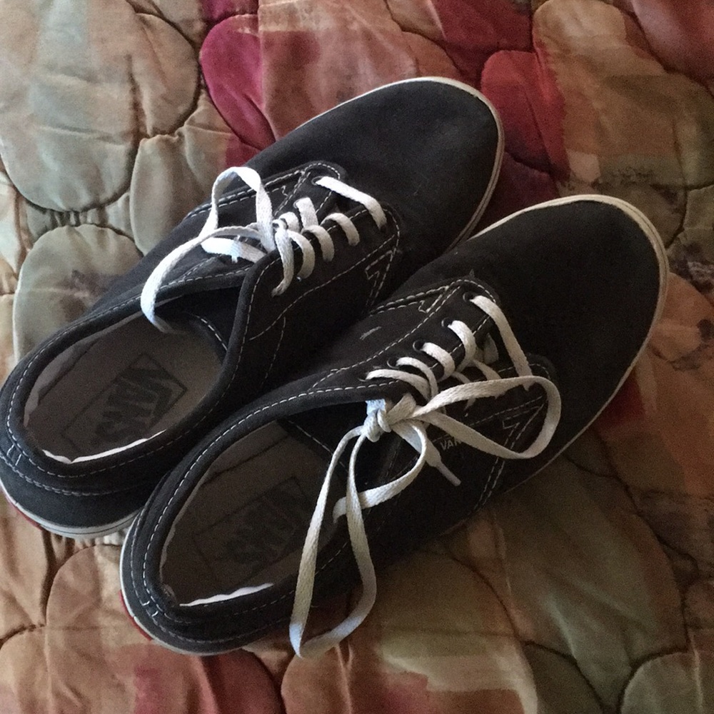 Women’s Black and White Vans